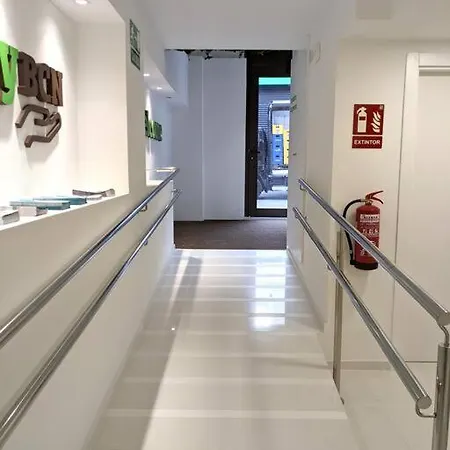 Apartment Fira 4 A 1min Del Metro Y Centro 15min L'Hospitalet de Llobregat