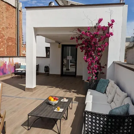Fira 4 A 1min Del Metro Y Centro 15min Apartment