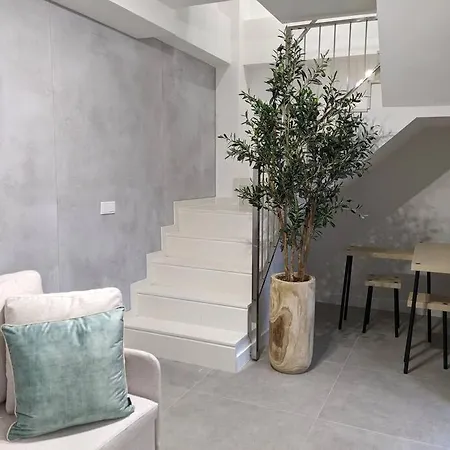 Fira 4 A 1min Del Metro Y Centro 15min Apartamento